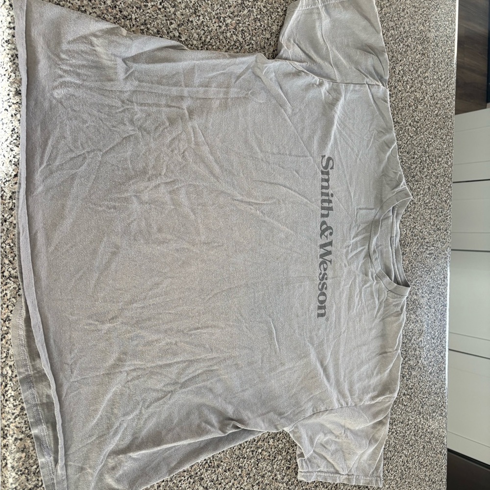 Men’s shirt